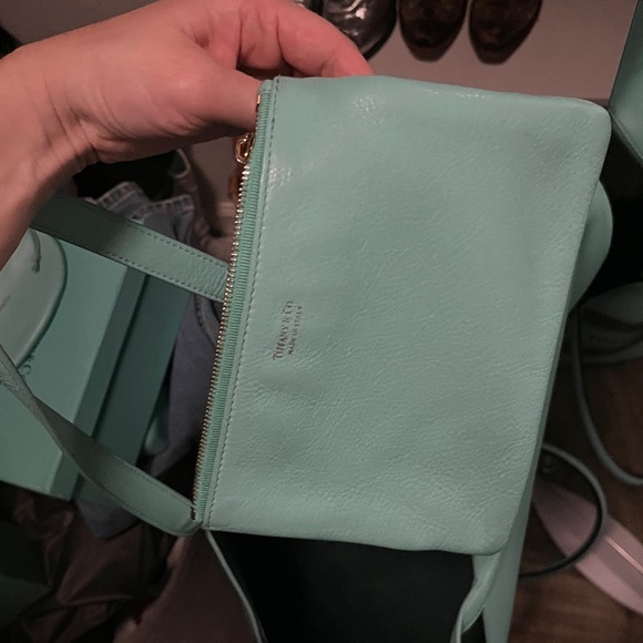 🩵Tiffany & Co Purse and Matching Wristlet🩵 - Picture 7 of 16